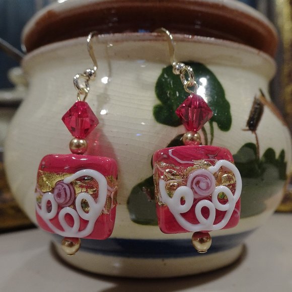 Handcrafted Murano earrings made from vela squares with external lampwork icing - Picture 6 of 9